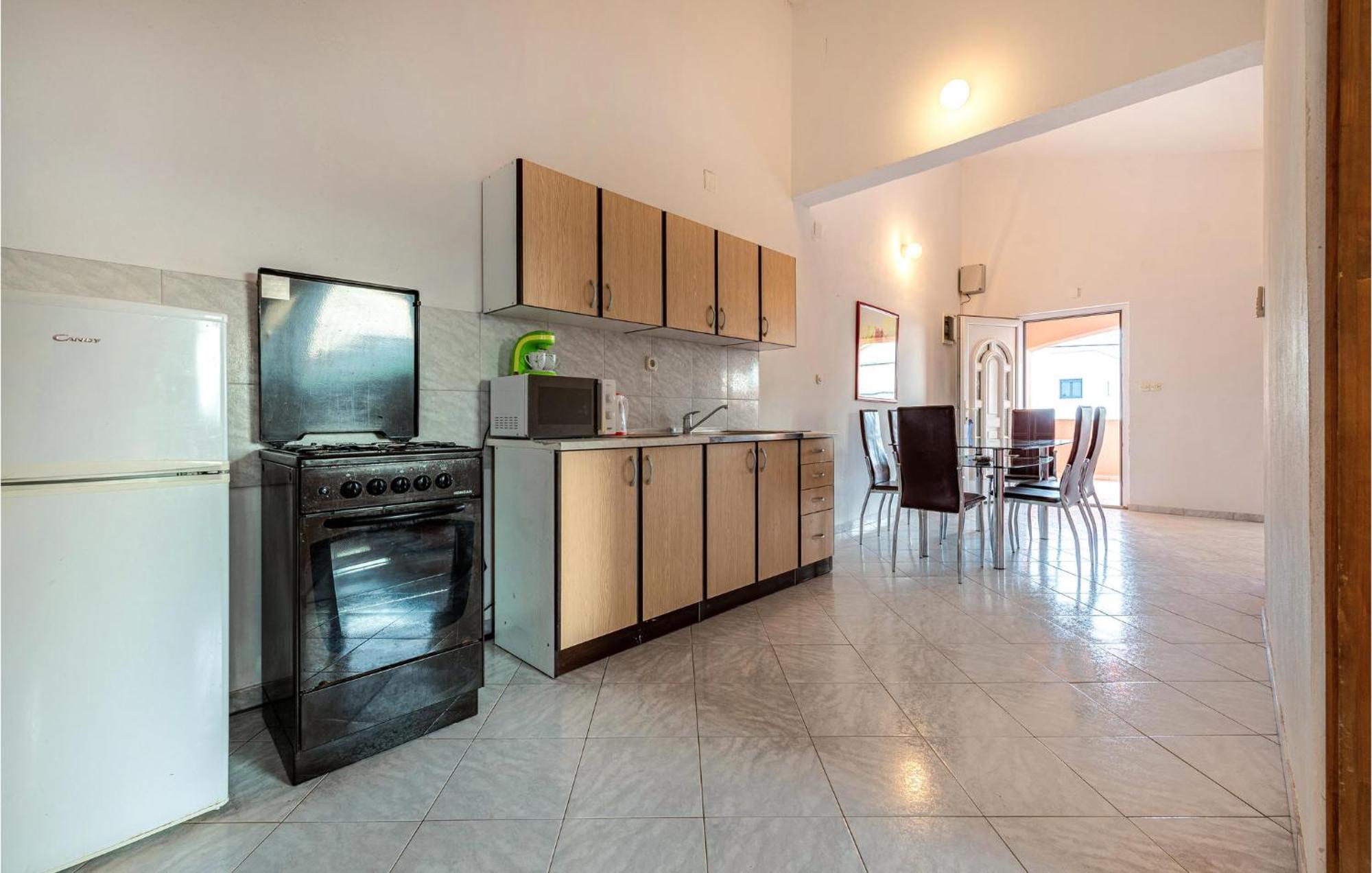 Beautiful Apartment In Vir With Wifi المظهر الخارجي الصورة